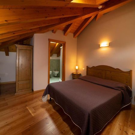 Albergo Parigi Arsie Экстерьер фото