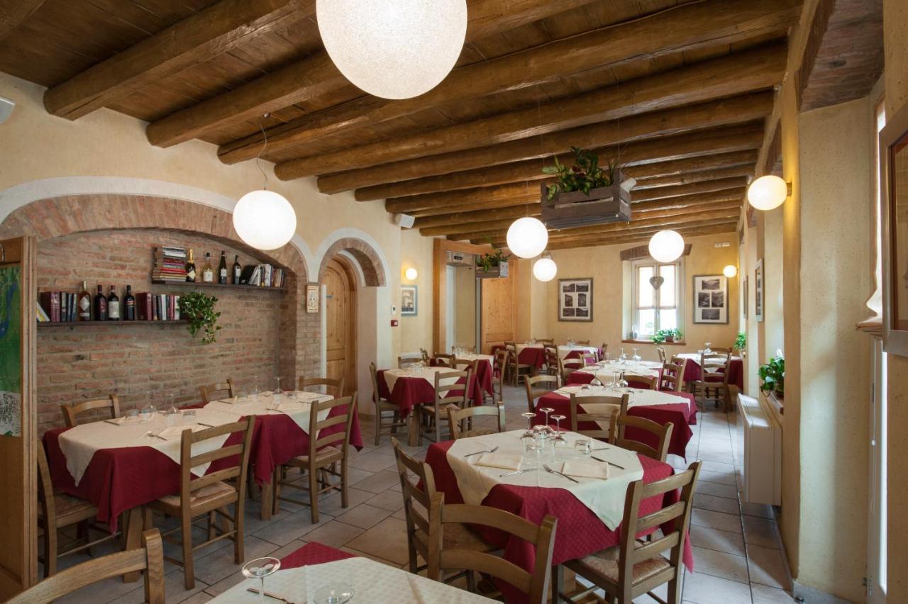 Albergo Parigi Arsie Экстерьер фото